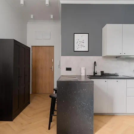 Citystay Rewolucji W Centrum Lodzi Apartment Lodz (Lodz)